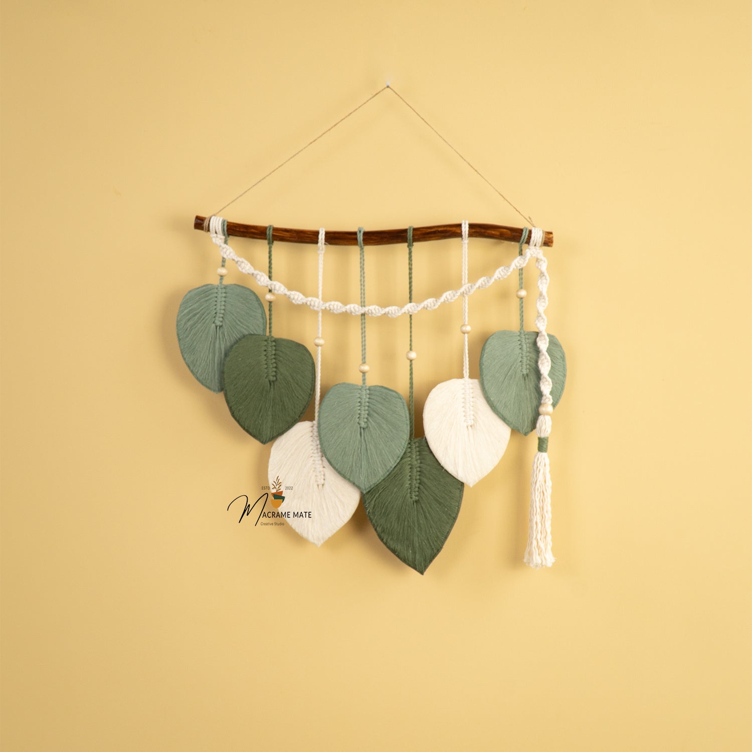 Green Macrame Leaf Hanging Tassel Wall Decor