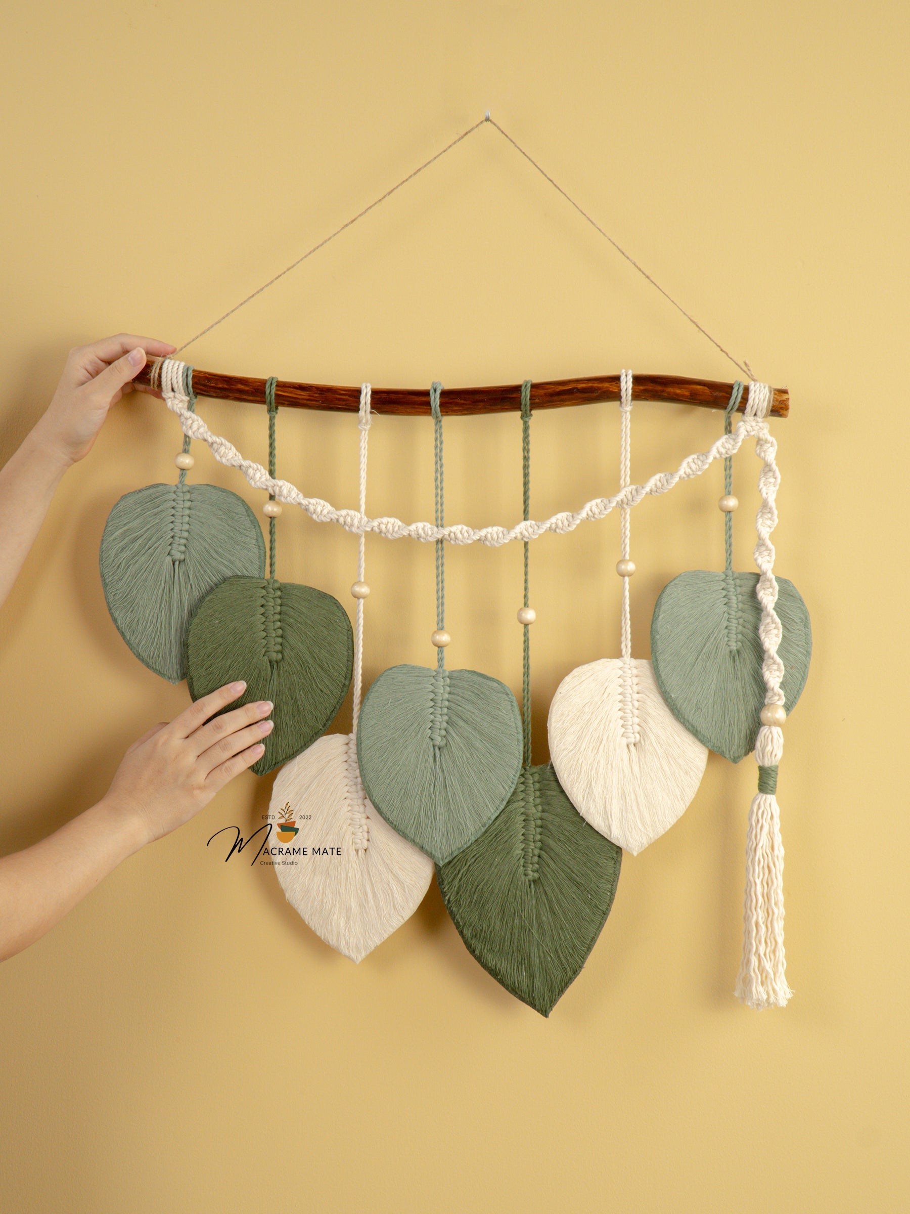 Green Macrame Leaf Hanging Tassel Wall Decor