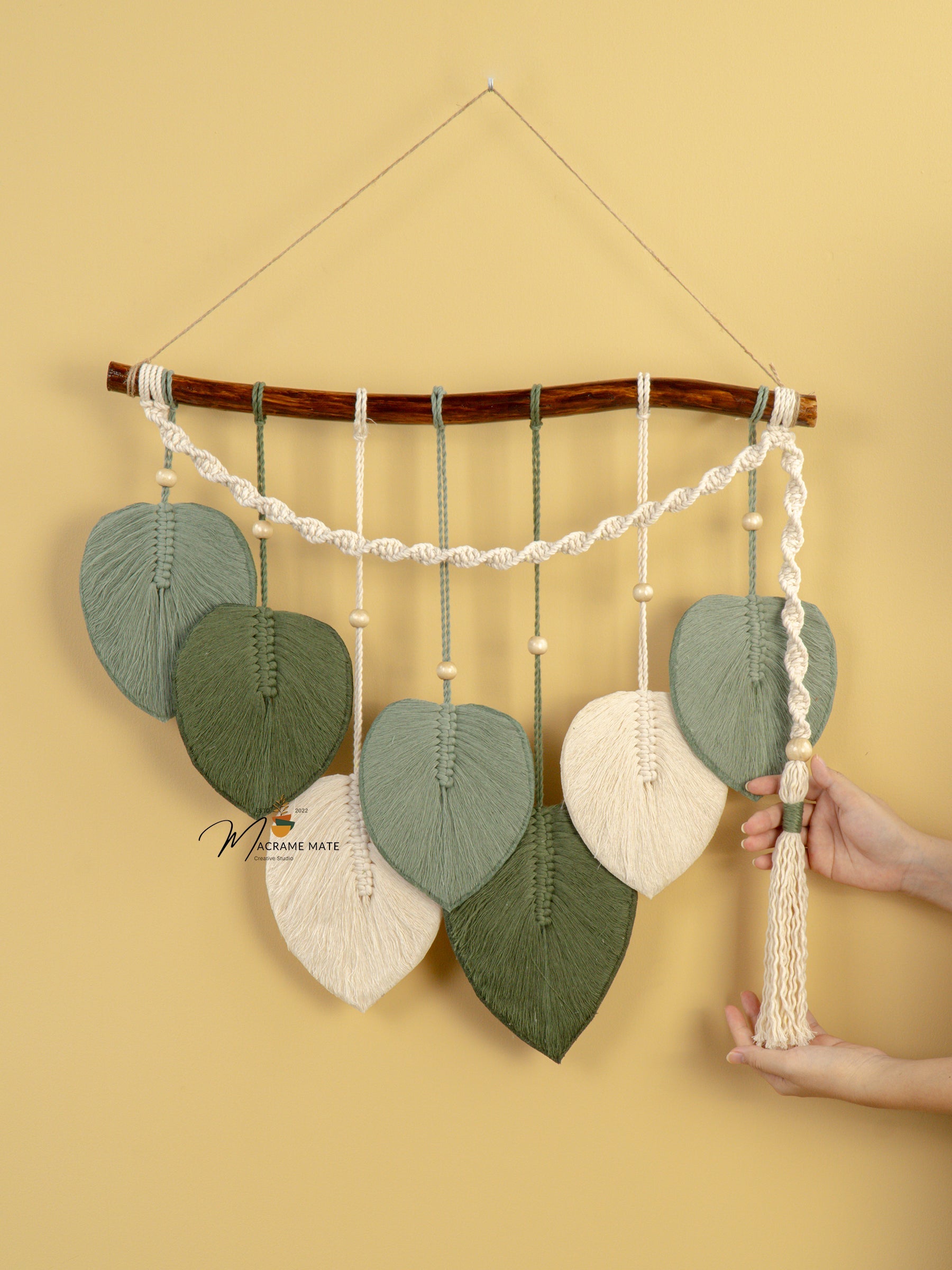 Green Macrame Leaf Hanging Tassel Wall Decor