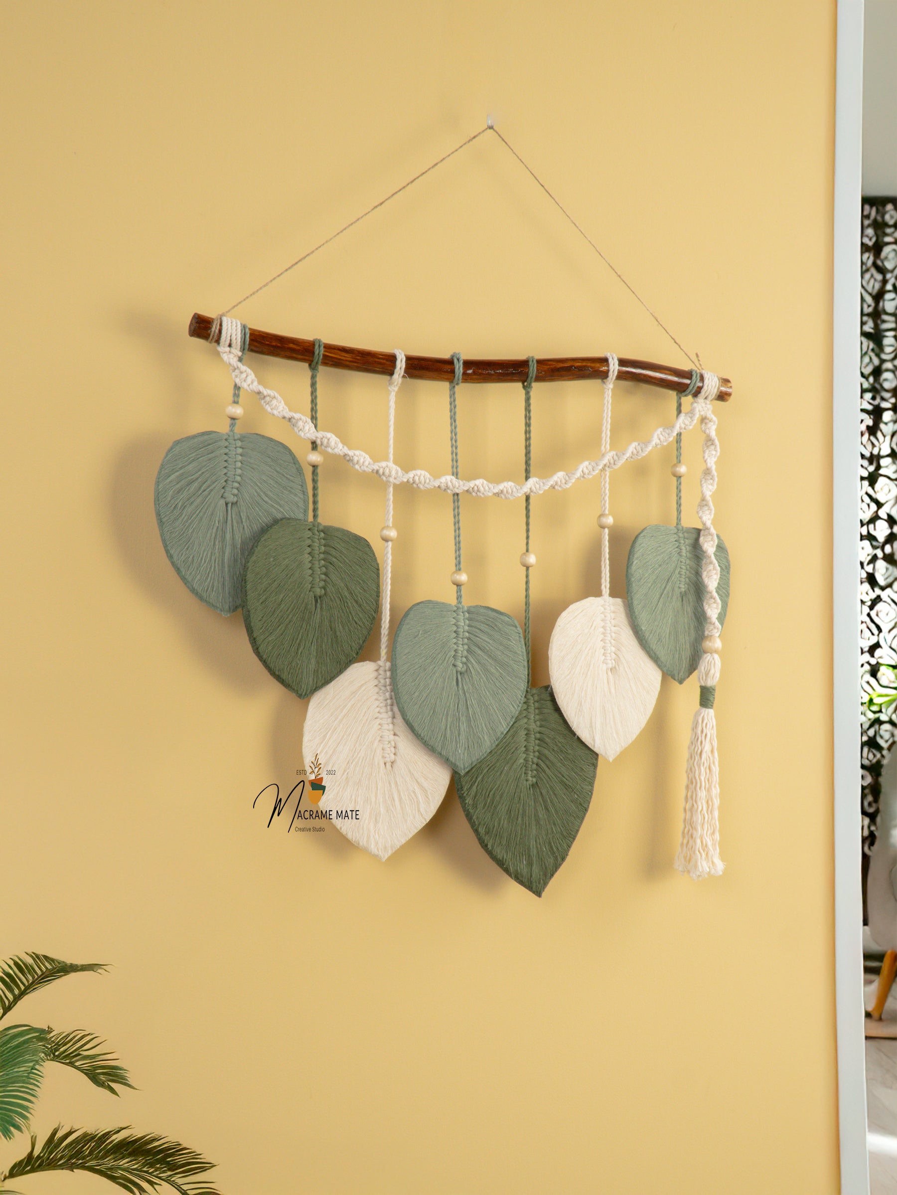 Green Macrame Leaf Hanging Tassel Wall Decor
