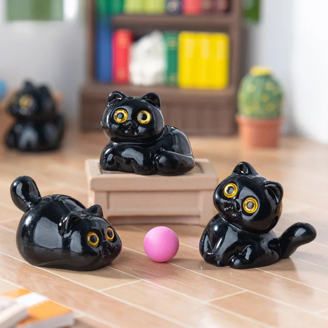 Black Cat Resin Mini Figurines Desktop Decoration Set