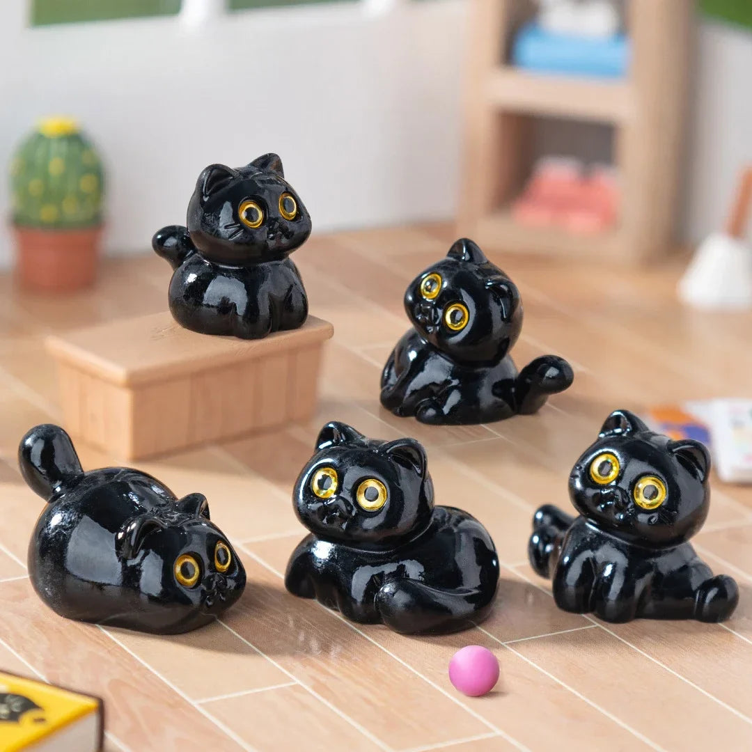 Black Cat Resin Mini Figurines Desktop Decoration Set