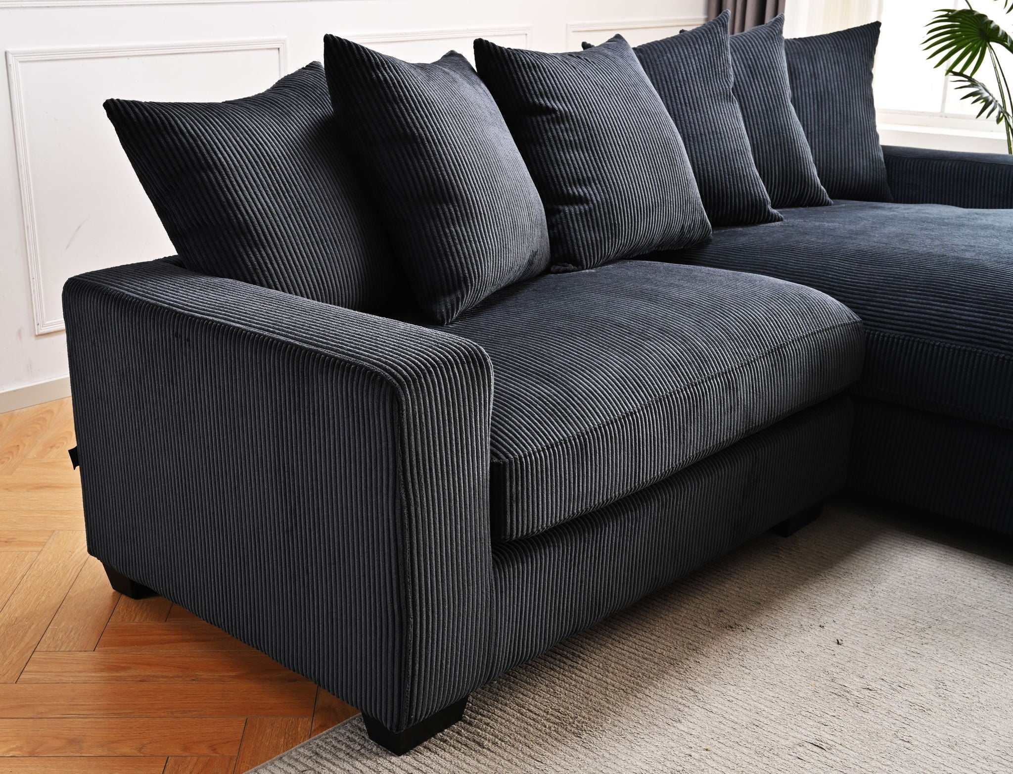 Oversized L-Shaped Sectional Sofa With Chaise