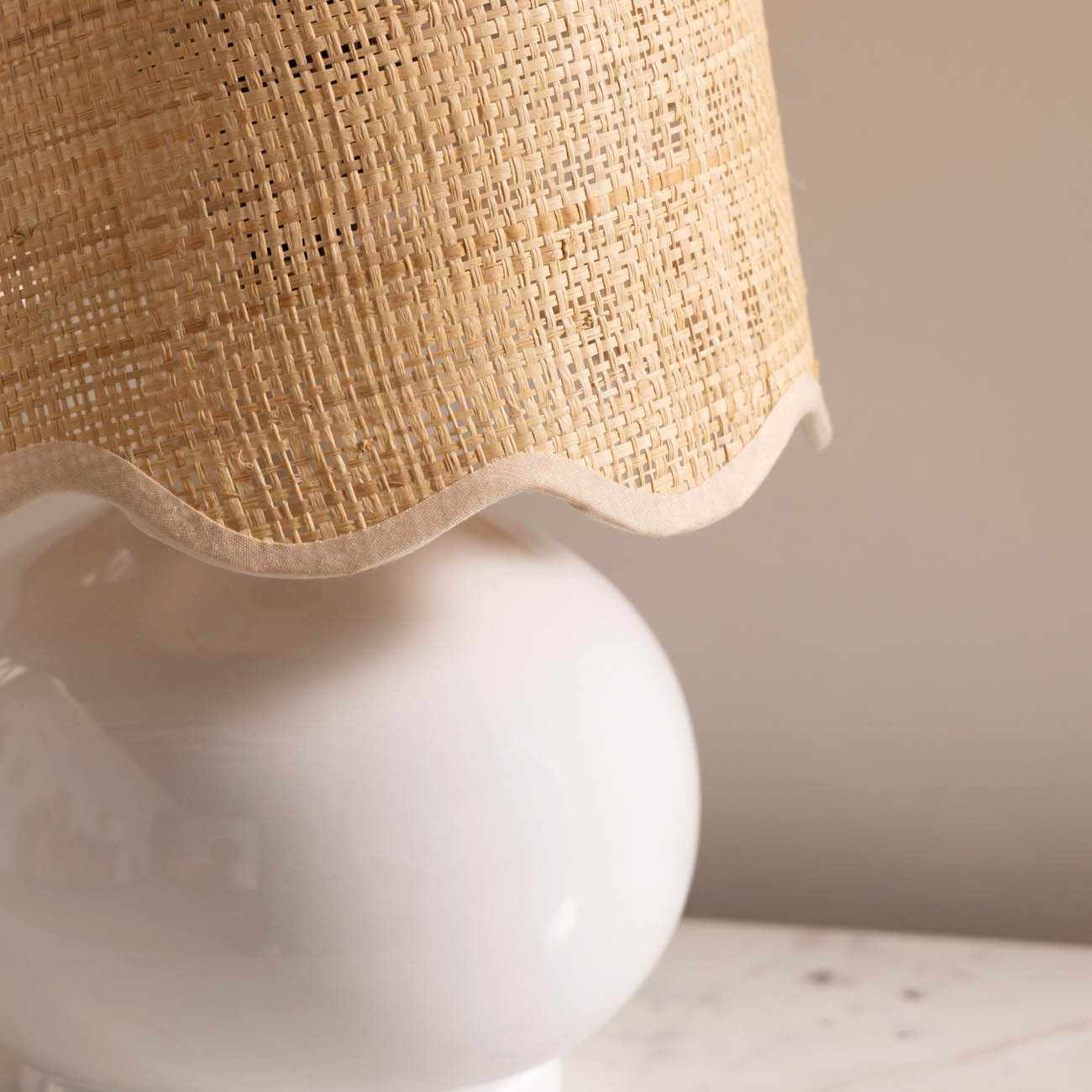 Logale White Ceramic Table Lamp Modern Lighting