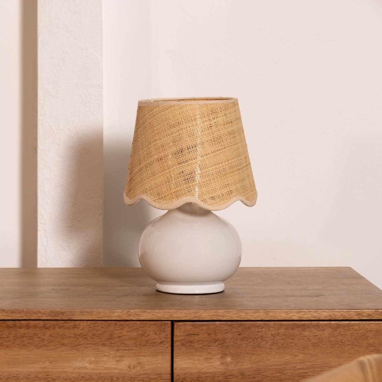Logale White Ceramic Table Lamp Modern Lighting